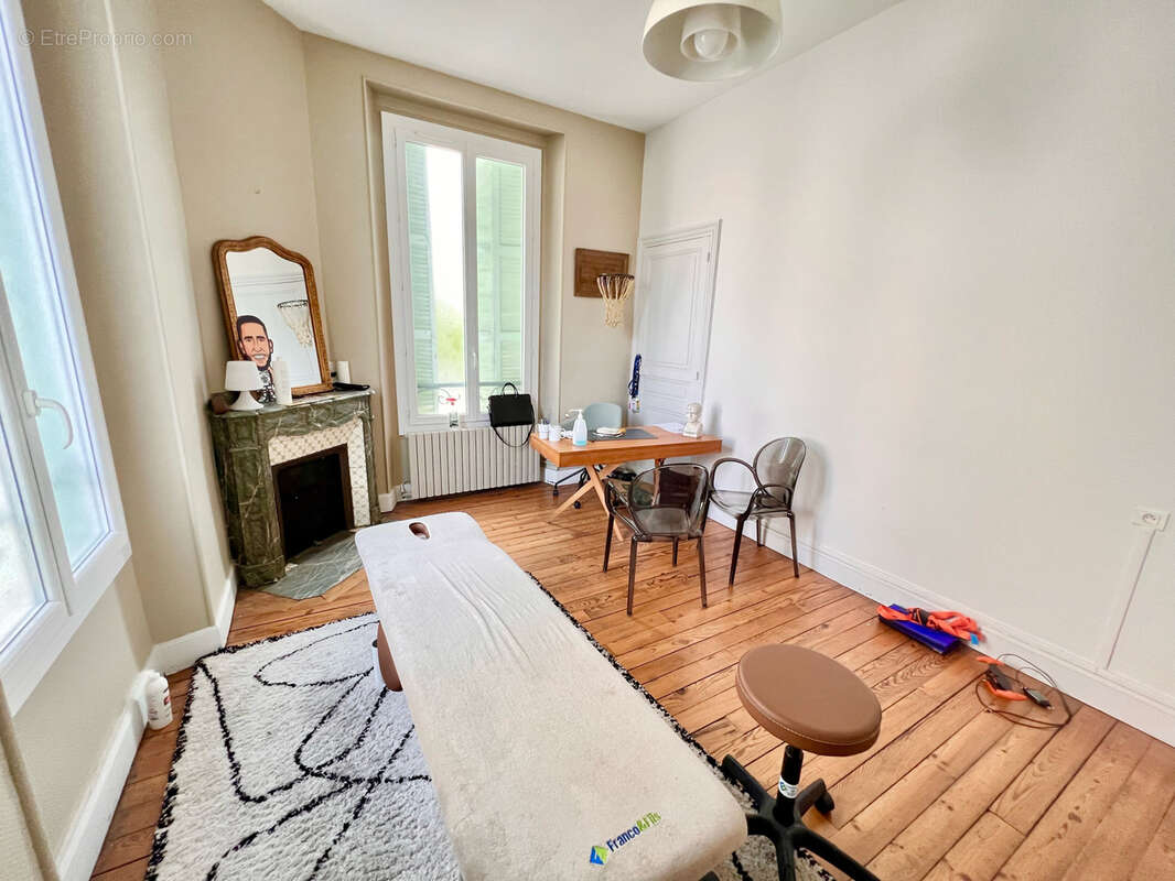 Immeuble de rapport avec du caractère et du potentiel, tarbes: - photo 12