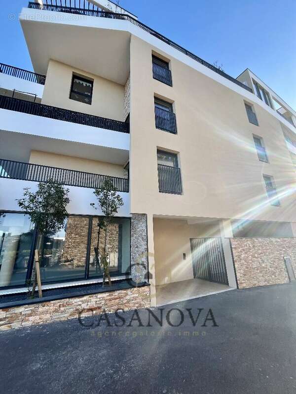 Appartement à CASTELNAU-LE-LEZ