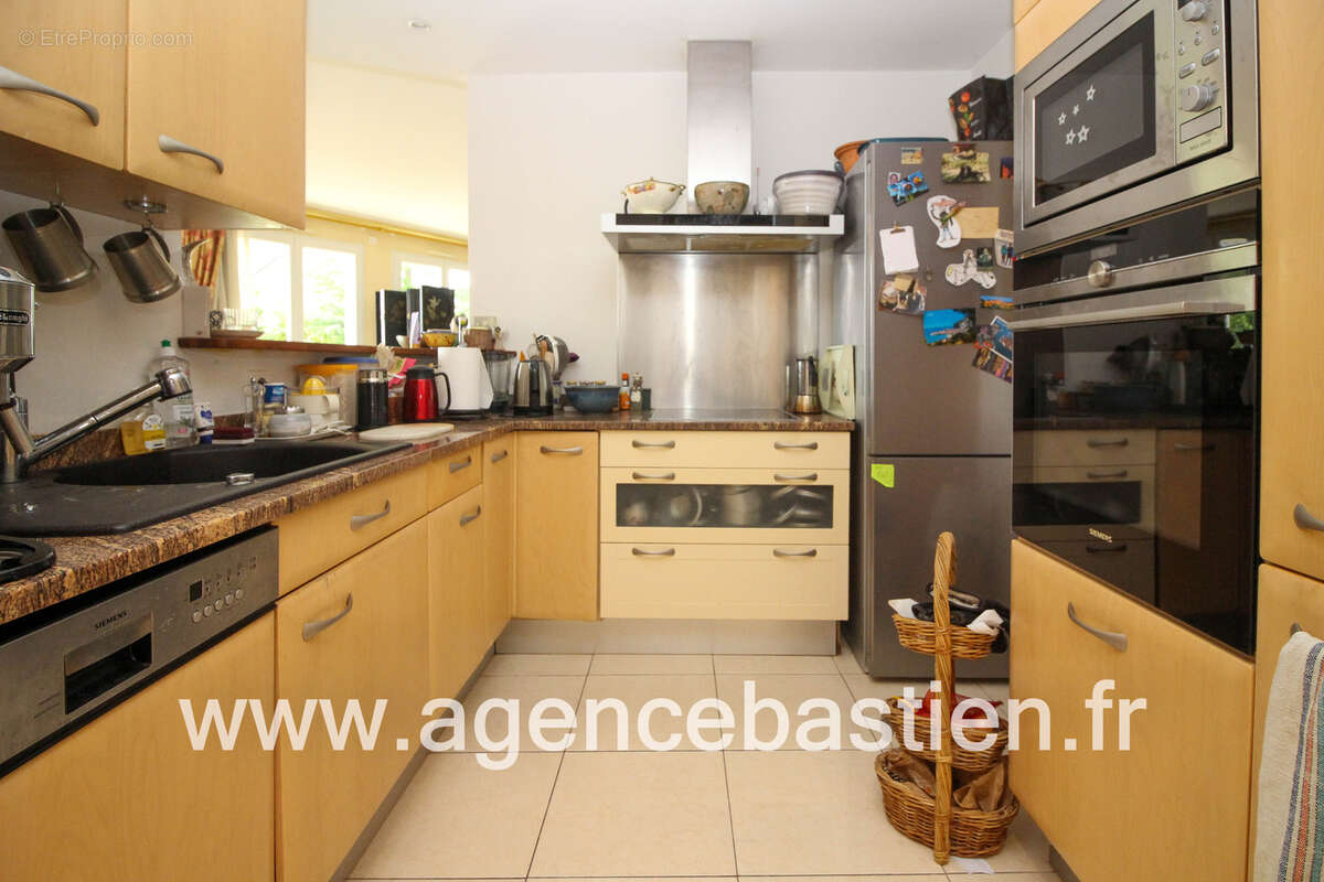 Appartement à DIVONNE-LES-BAINS