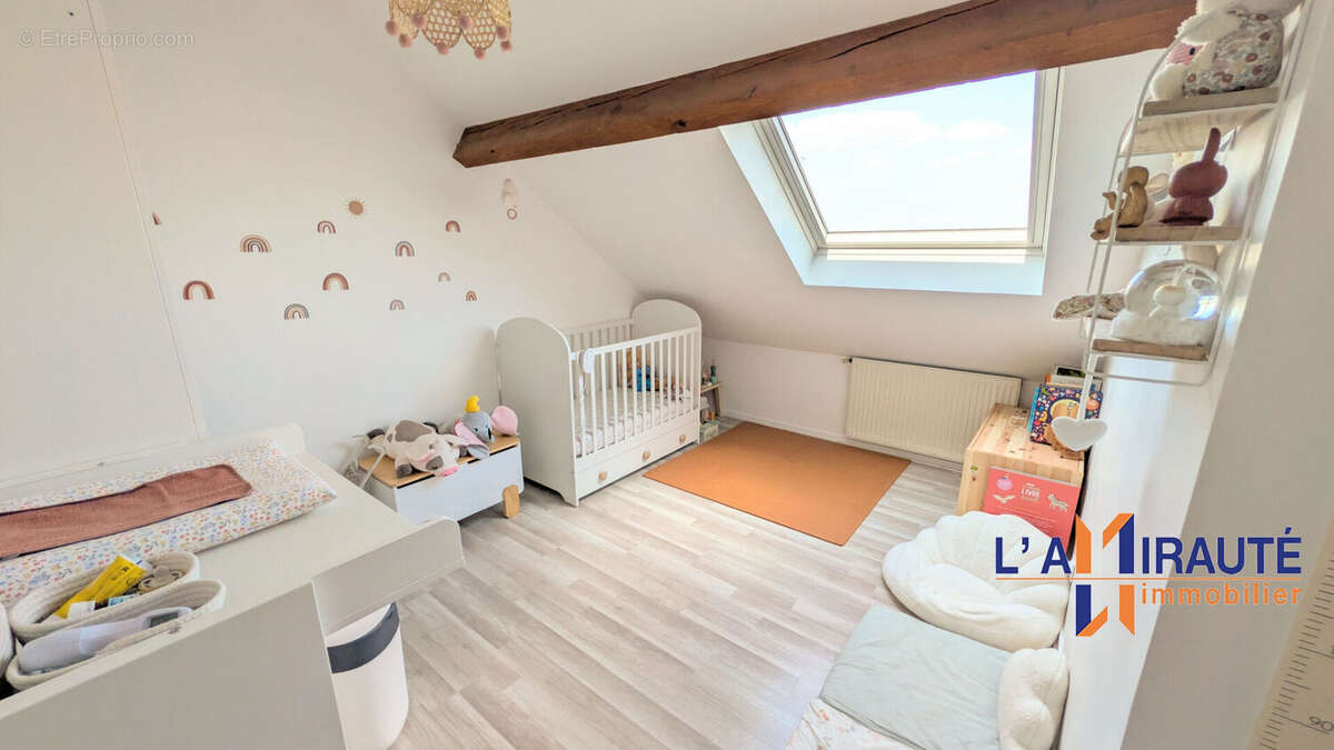 Appartement à HOUILLES