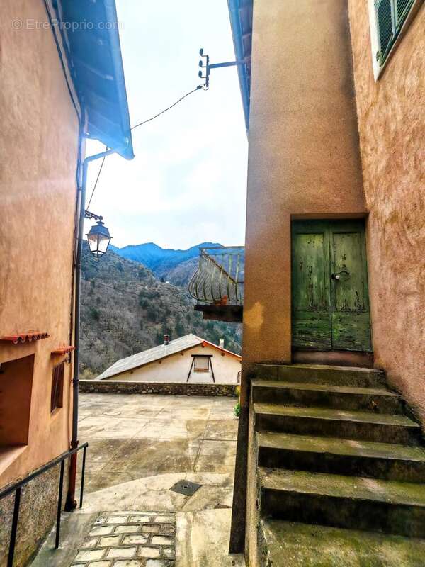 Maison à LA BOLLENE-VESUBIE