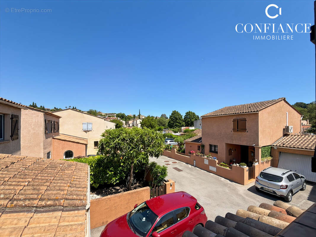 Maison à VILLENEUVE-LOUBET