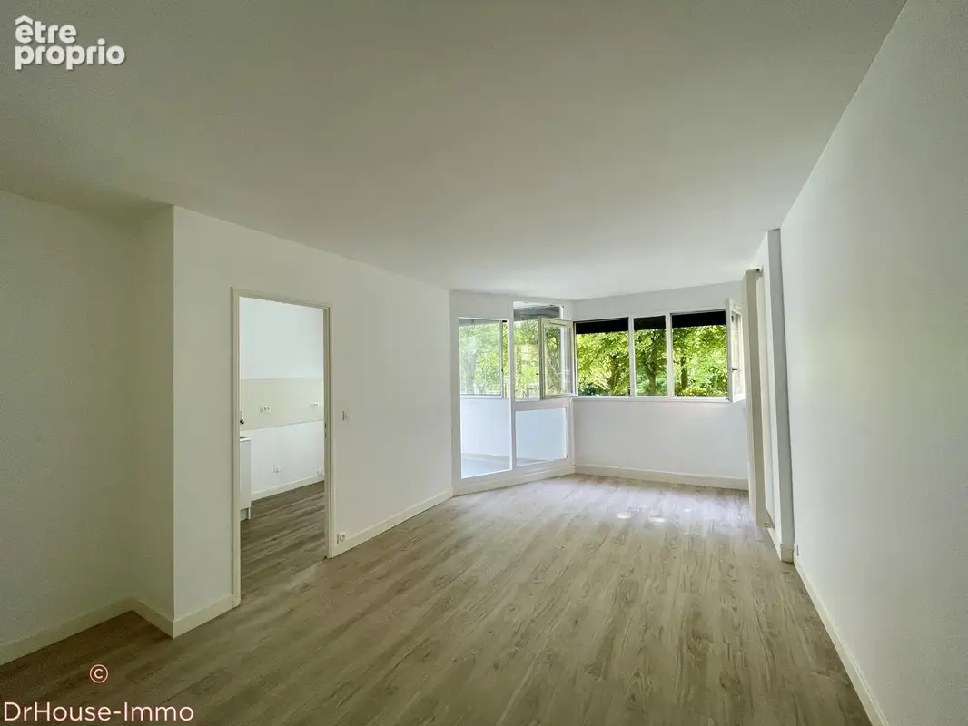 Appartement 86 m² à Champs-Sur-Marne  - photo 2