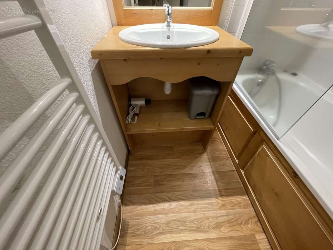 Appartement à BESSE-ET-SAINT-ANASTAISE