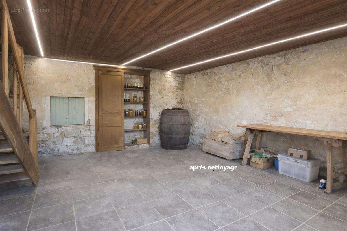 Maison à MORTAGNE-SUR-GIRONDE