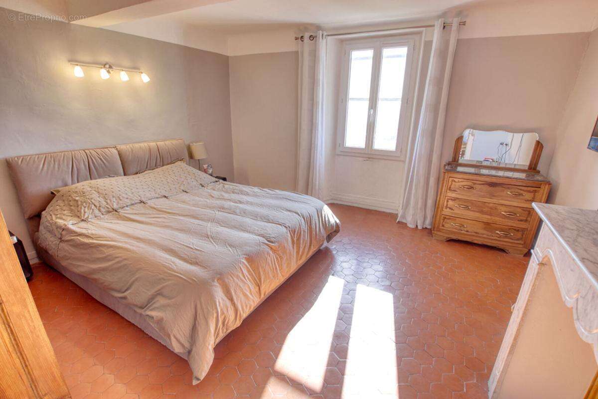 Maison à FAYENCE