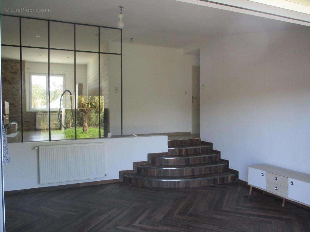 Maison à GROSBREUIL