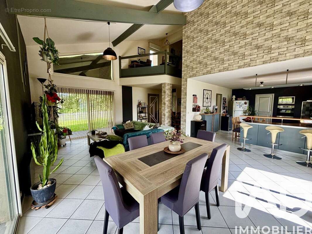 Photo 2 - Maison à SAINTE-EULALIE