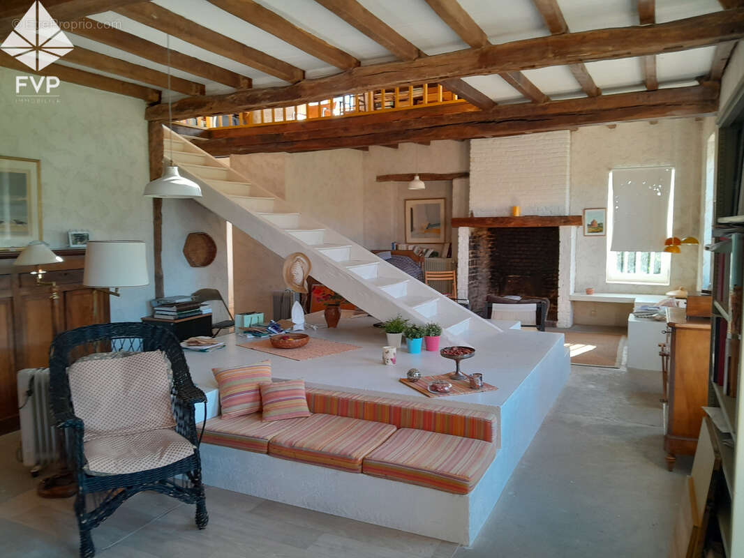 Maison à DOUDEVILLE