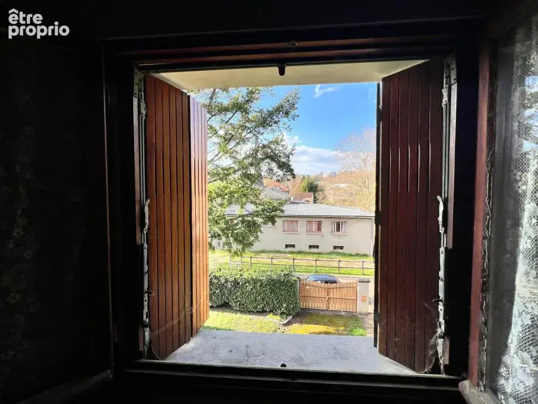 Maison familiale 9 pièces sur une parcelle de terrain de 805 m2 - photo 10