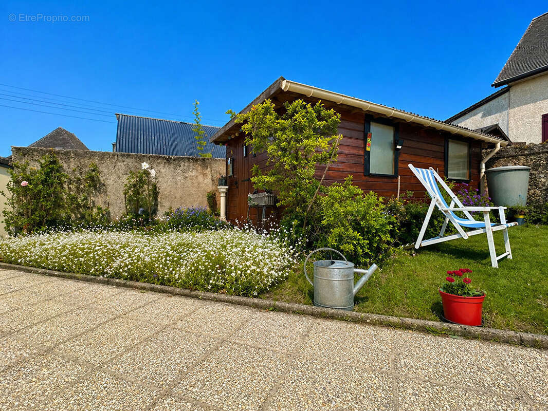 Maison à CHAMPROND-EN-GATINE