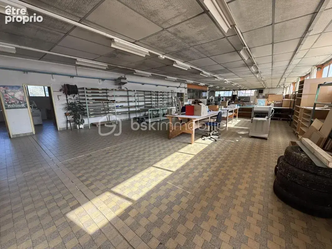 Local commercial de 610 m² à Bergholtz - 23,54ares terrain constructible - photo 7