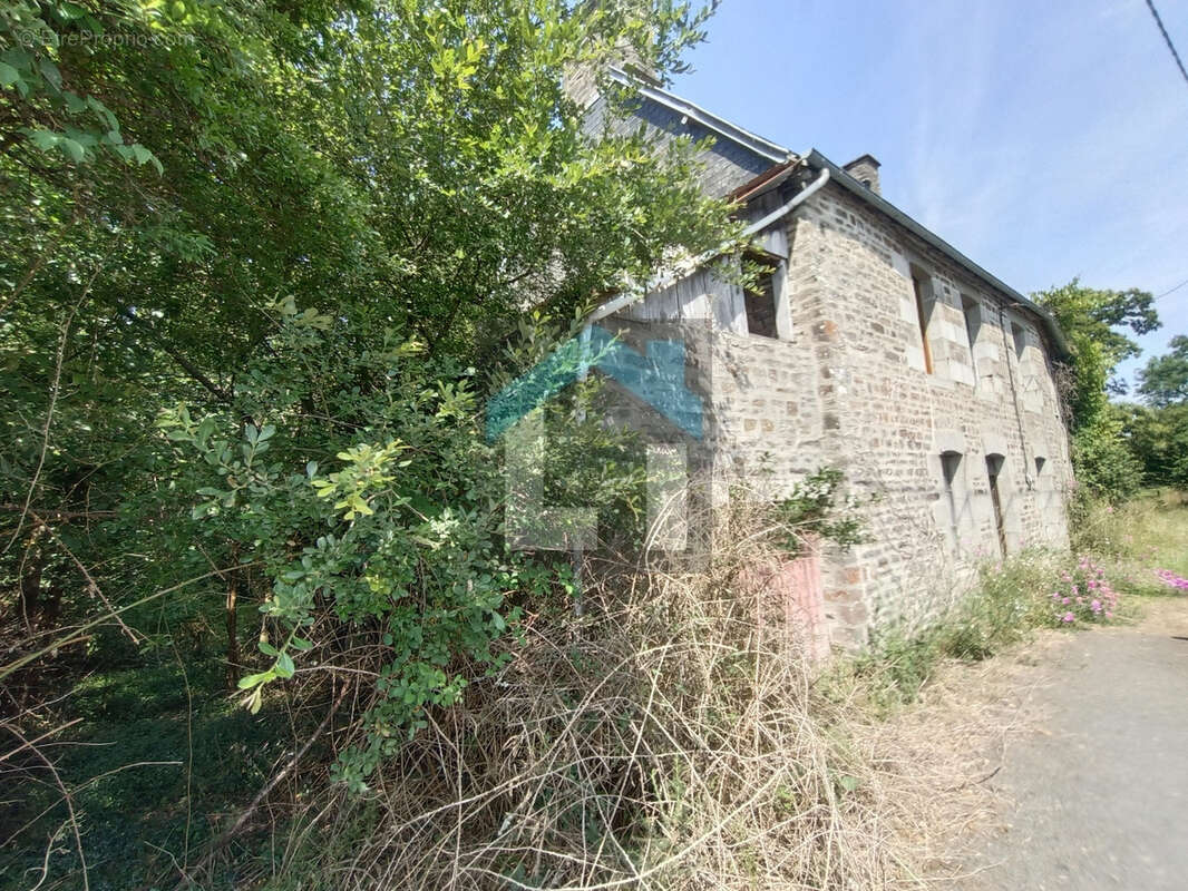 Maison à CHAMPREPUS