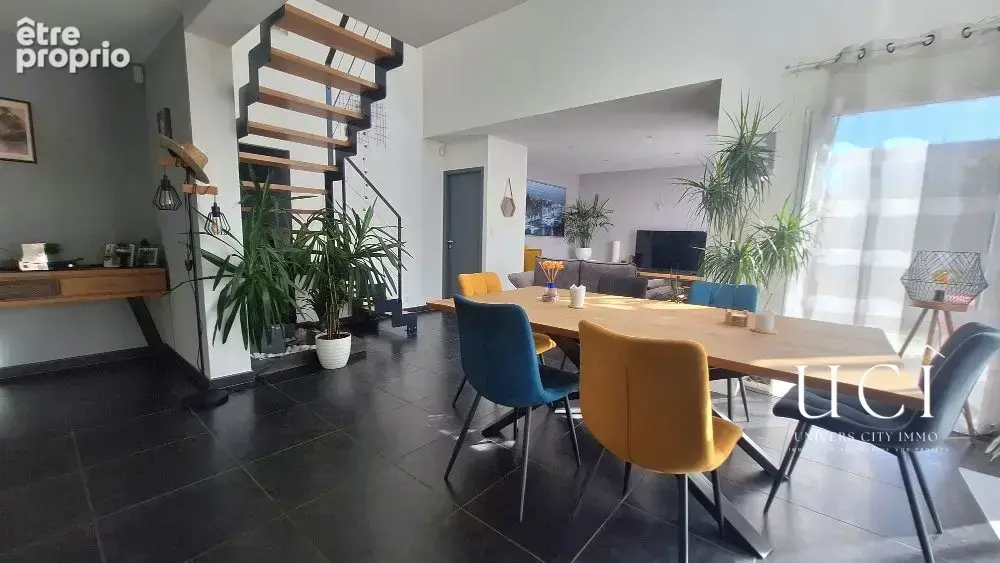 Maison 6 pièces 127 m² à vendre à Les Sorinieres (44840) - photo 4