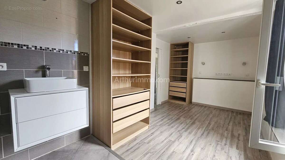 Appartement à MONTLHERY