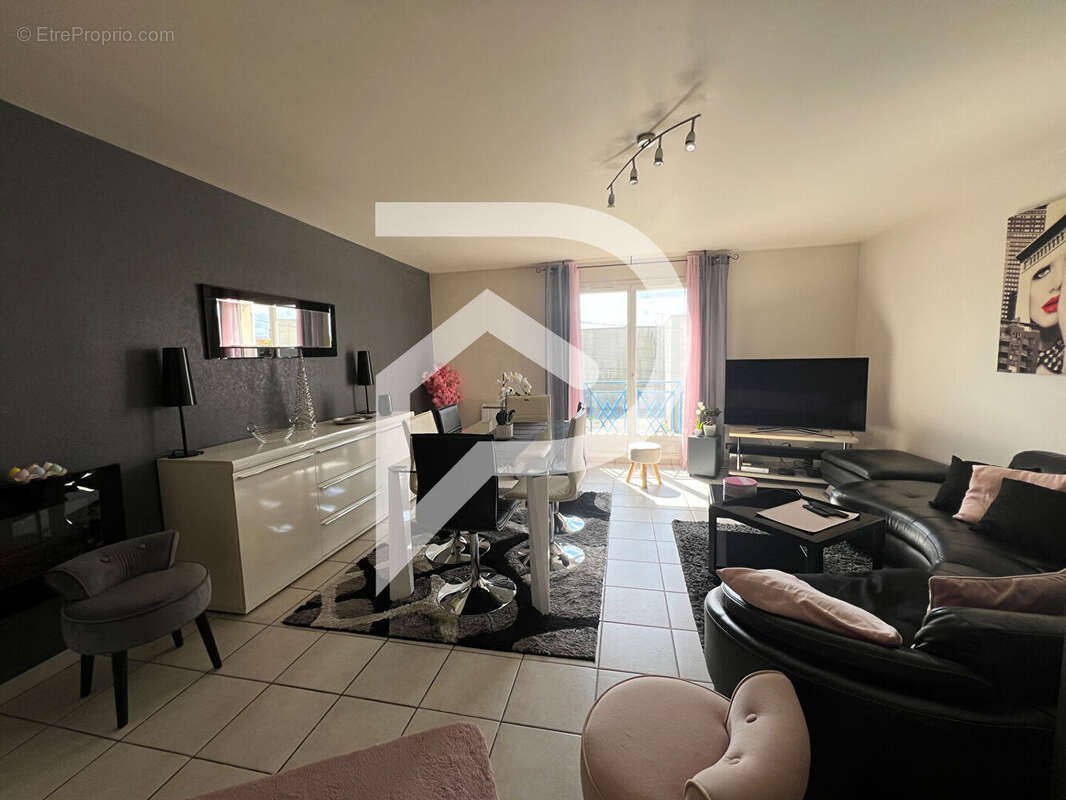 Appartement à COIGNIERES