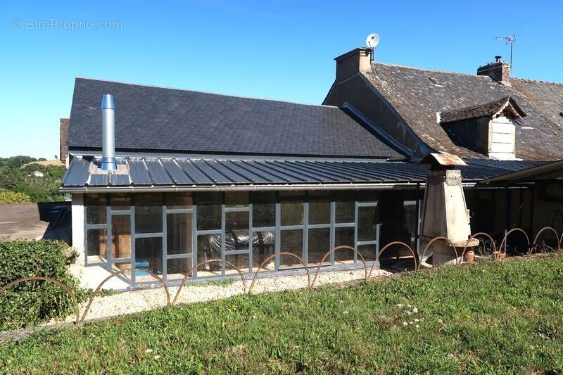 Maison à RIEUPEYROUX
