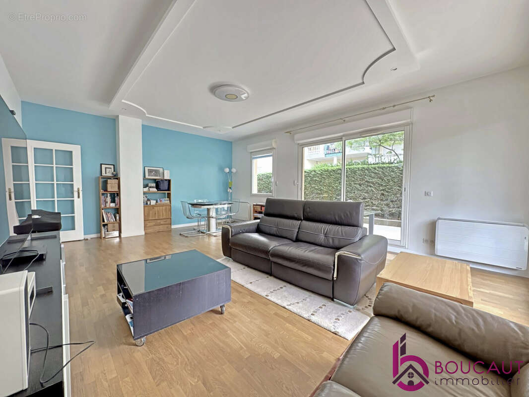 Appartement à LE PLESSIS-ROBINSON