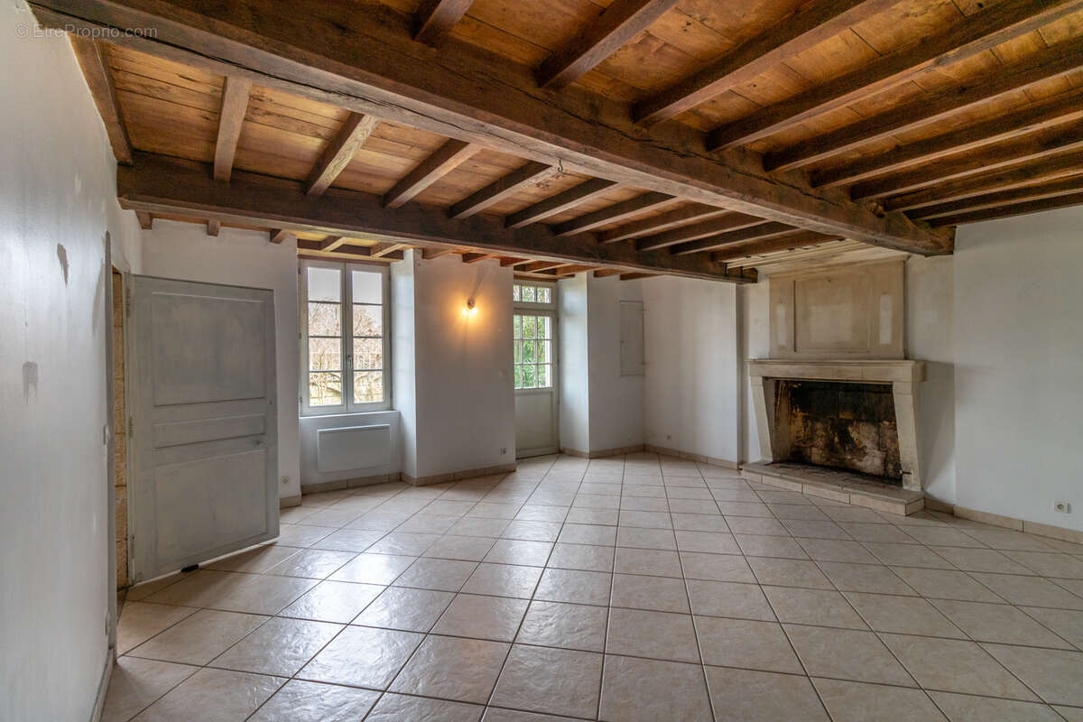Maison à GEMOZAC