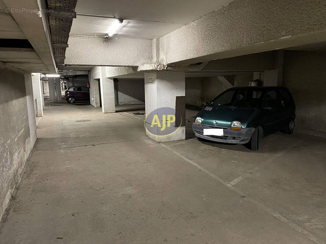 Parking à BIARRITZ