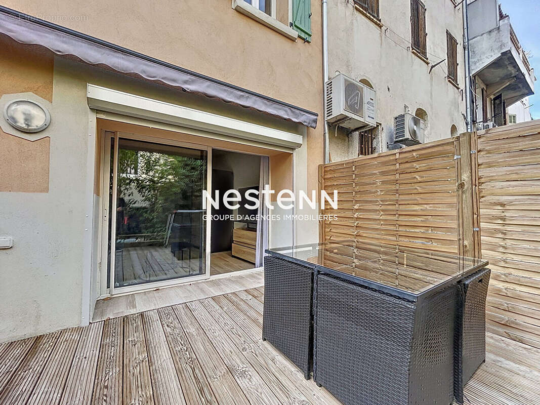 Appartement à VALLAURIS