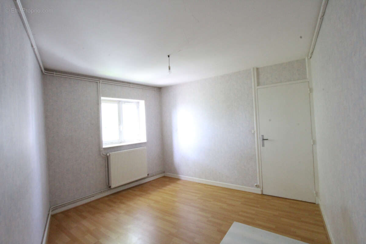Appartement à LA CHARITE-SUR-LOIRE