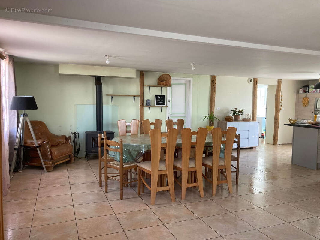 Maison à SAINT-AULAYE