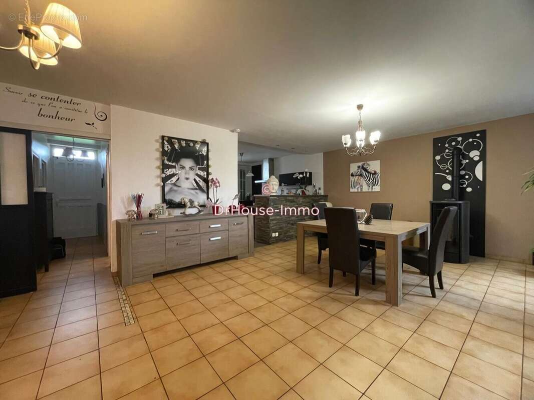 Maison à MONTCRESSON