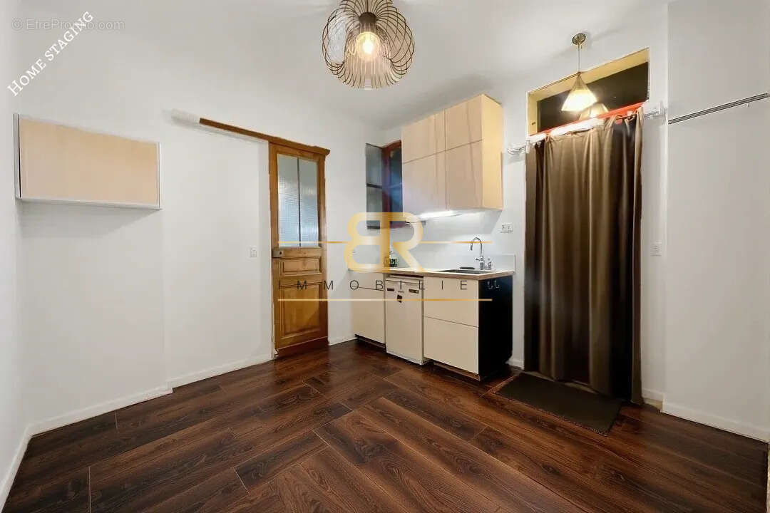 Appartement à PARIS-20E