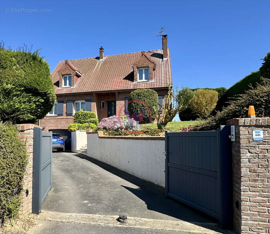 Maison à NEUVILLE-VITASSE