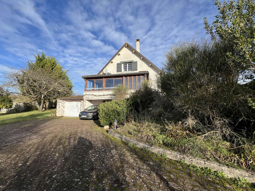 Maison à NAILLY
