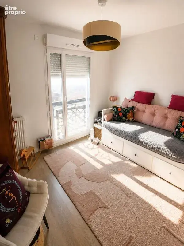 Centre Ville de Brunoy ! Beau 3 Pièces 65 m² dans une résidence récente et prisée - photo 5
