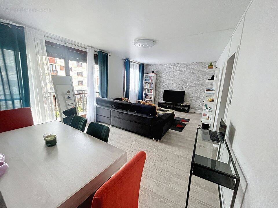 Appartement à JOUE-LES-TOURS