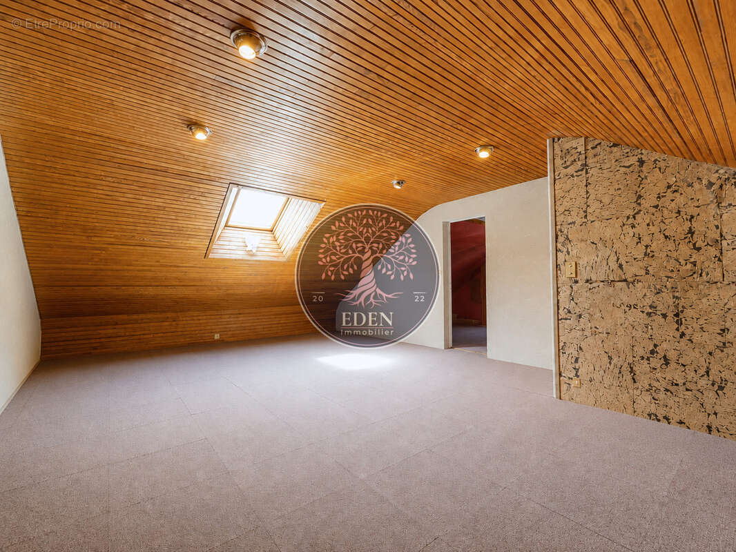 Maison 7 pièces 5 chambres - photo 11