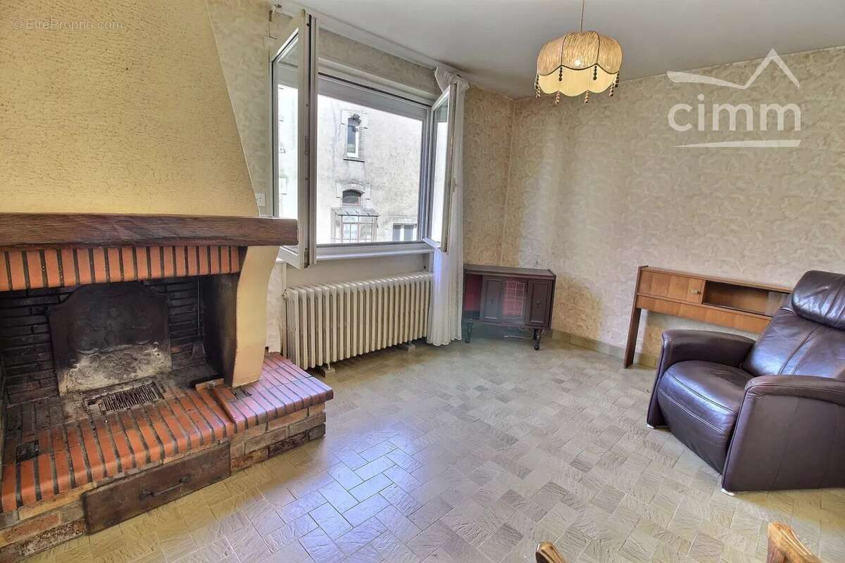 Maison à REMBERCOURT-SOMMAISNE