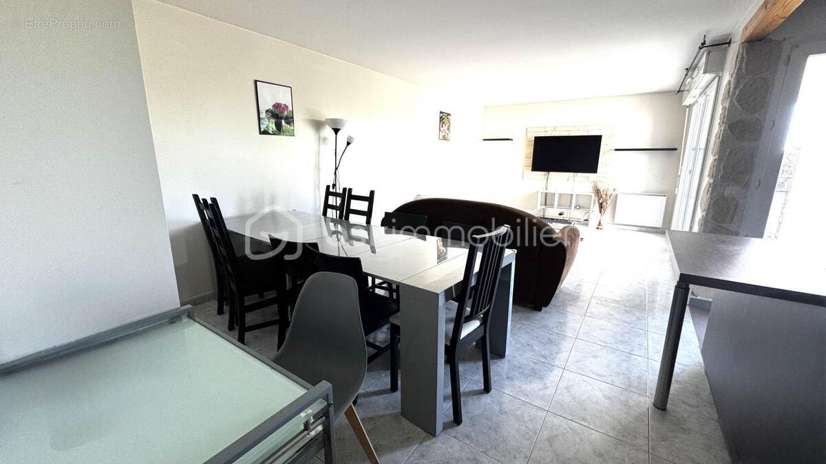 Appartement à CHOISY-LE-ROI