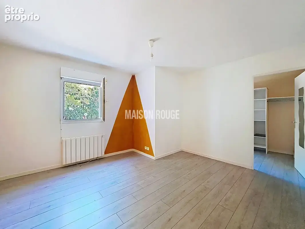 AURAY  Appartement  3 pièces d'env. 64 m2   2 parkings  1 cave - photo 6