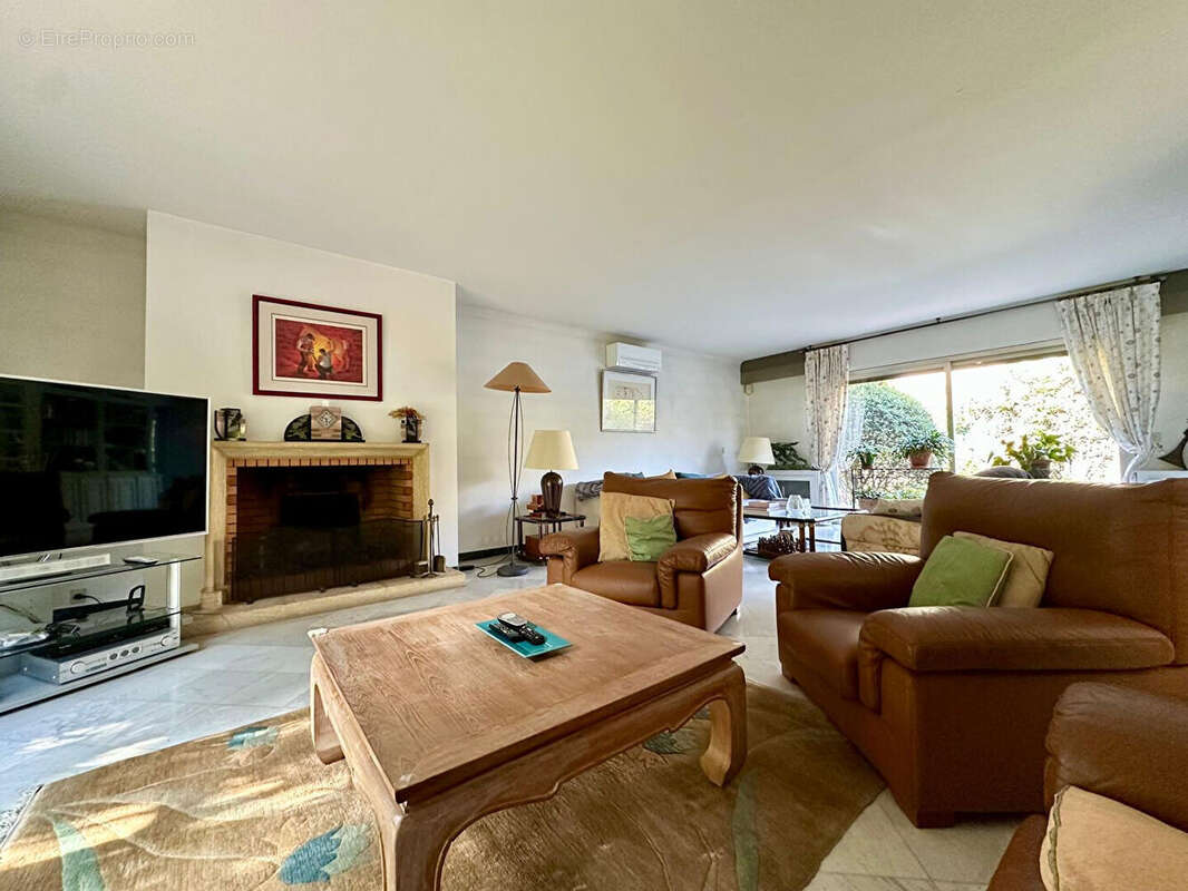 Maison à MAISONS-LAFFITTE