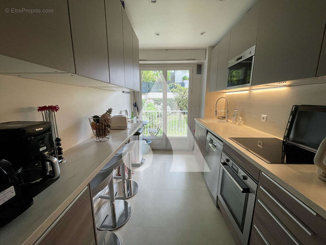 Appartement à SAINT-MAUR-DES-FOSSES