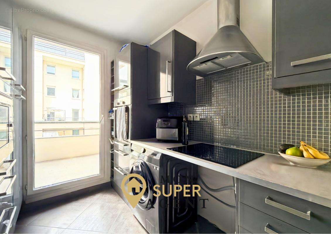 Appartement à DAMMARIE-LES-LYS