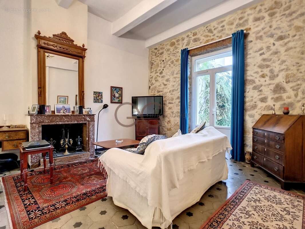 Maison à CESSENON-SUR-ORB