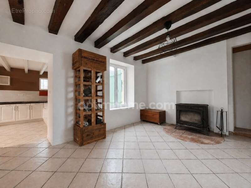 Maison à BOSSAY-SUR-CLAISE