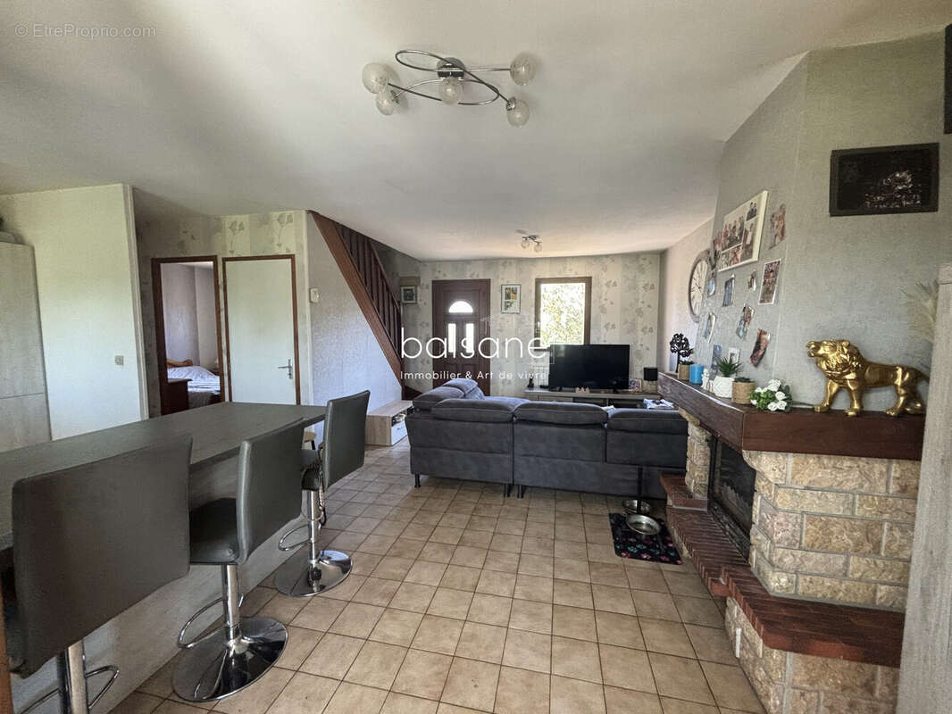 Maison 89 m² à Barentin  - photo 7