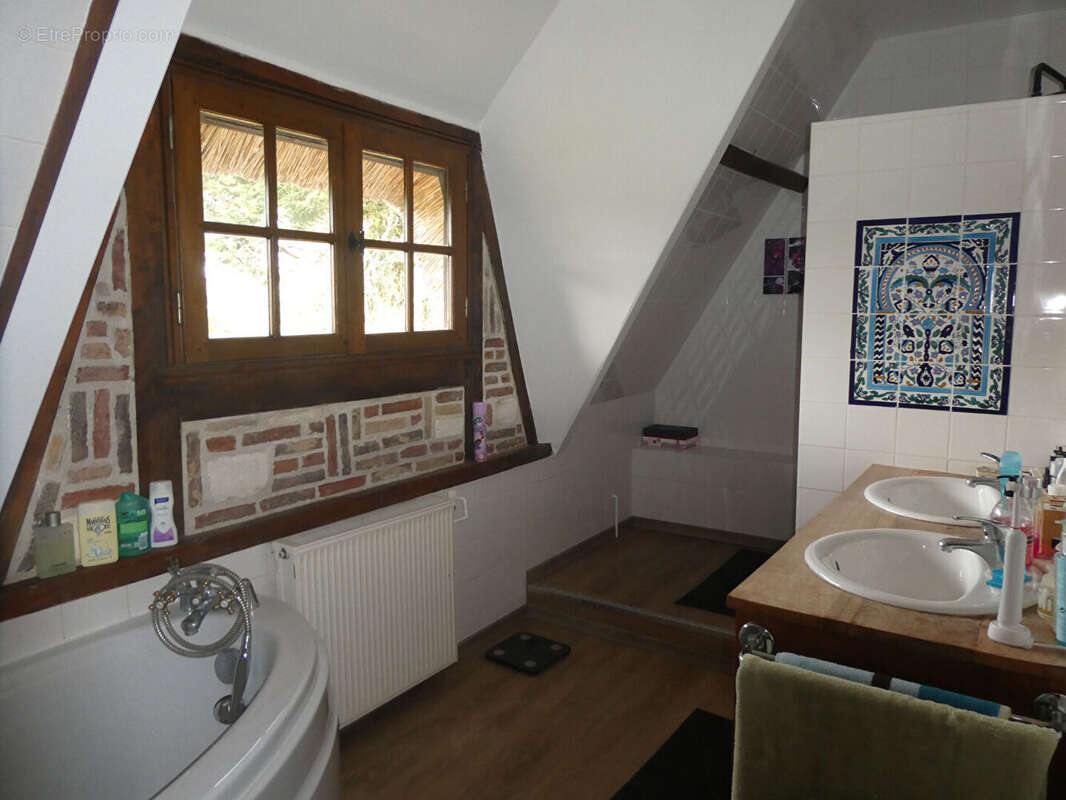 Maison à PONT-L&#039;EVEQUE