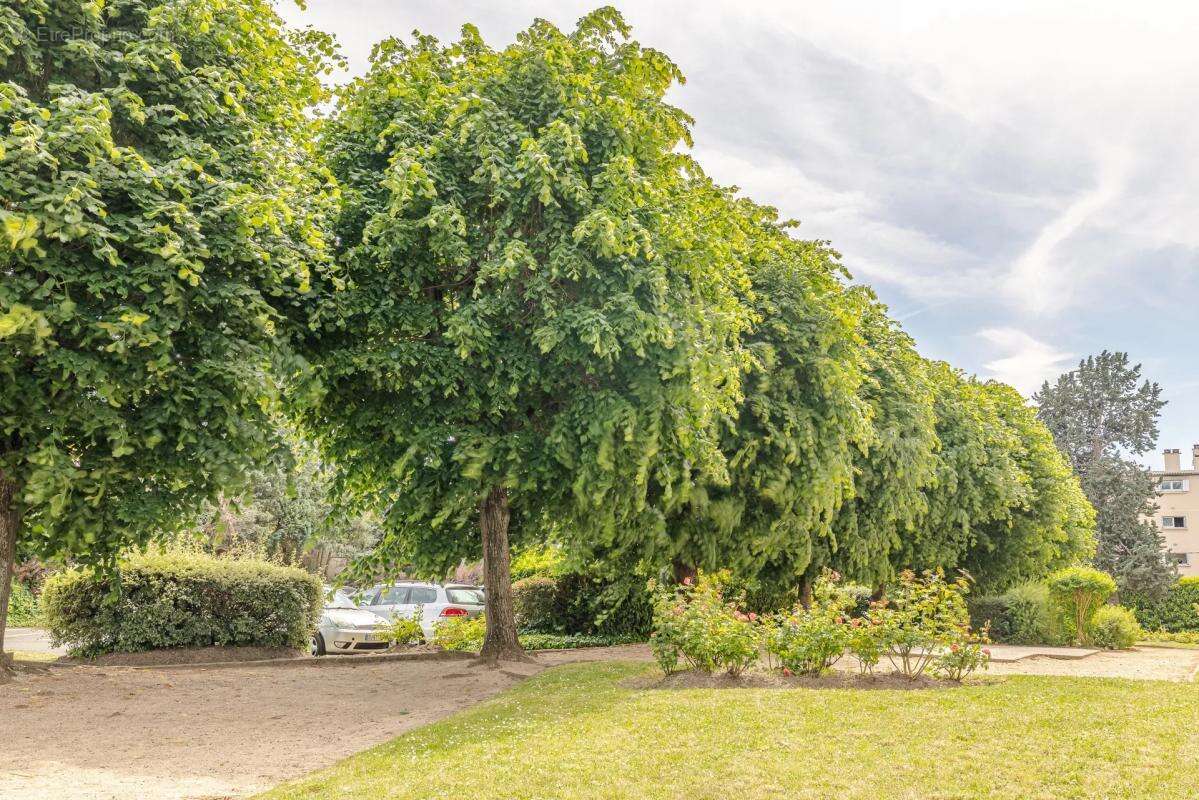 Appartement à LE BOURGET