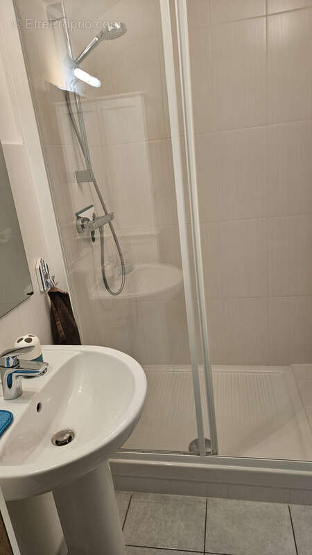 Résidence avec piscine  : appartement + parking ! - photo 13