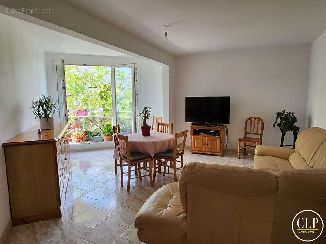 Appartement à ROSNY-SOUS-BOIS