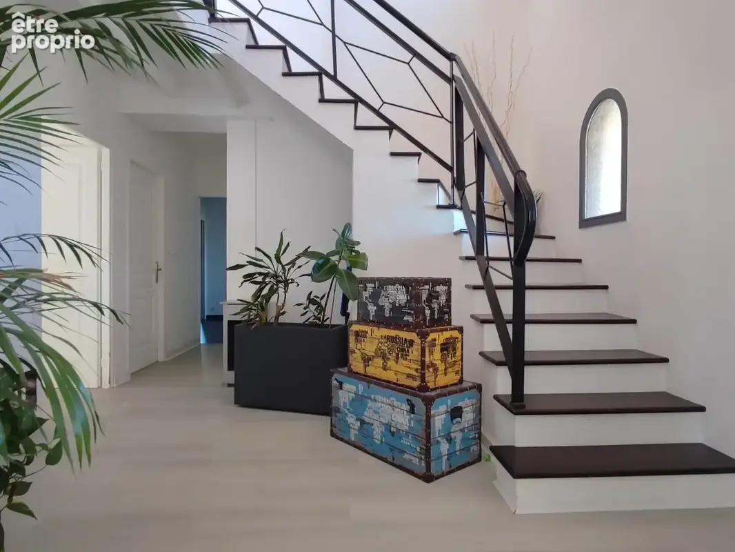 Maison PMR de 190 m2 sur terrain de 5 000 m2 - photo 6