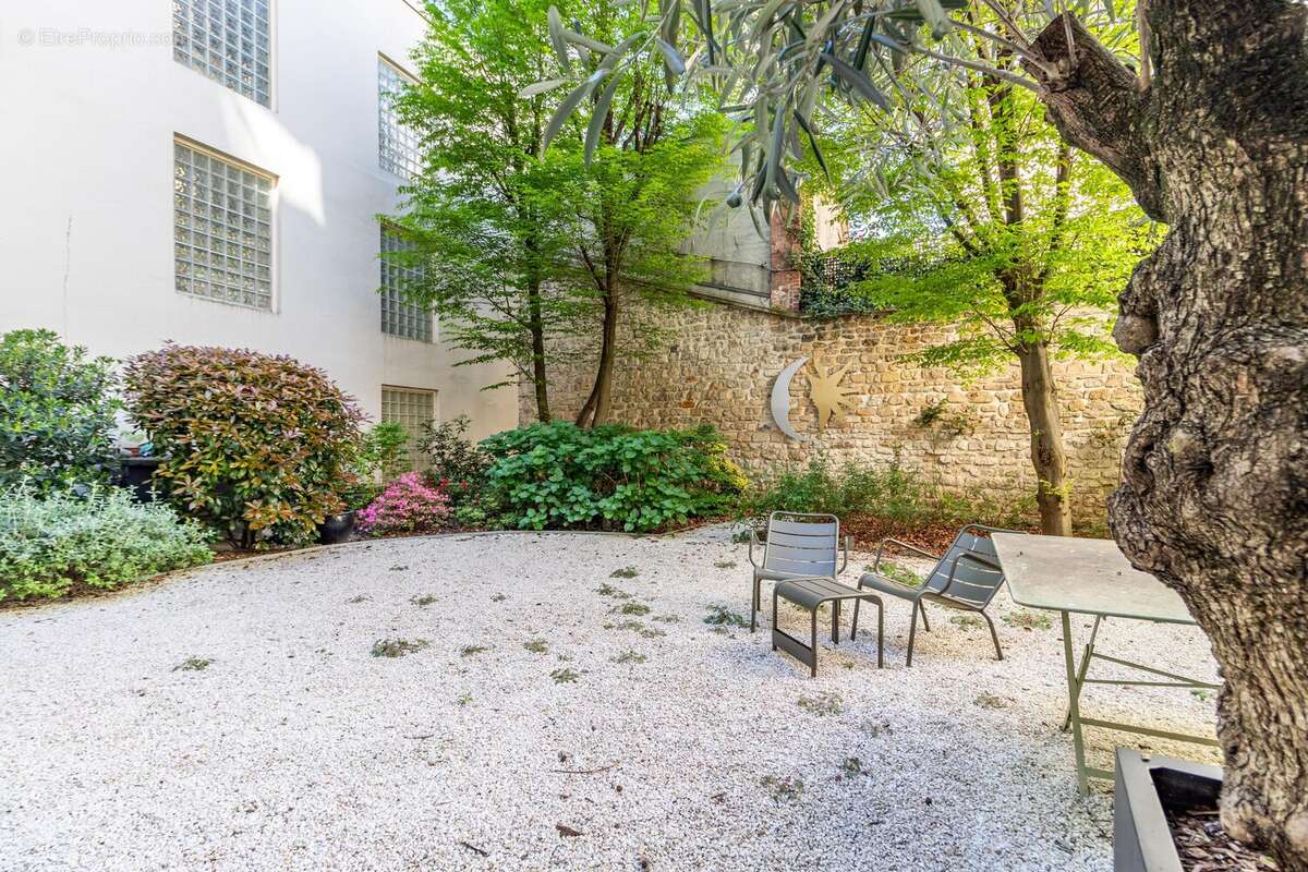 Photo 3 - Appartement à PARIS-15E