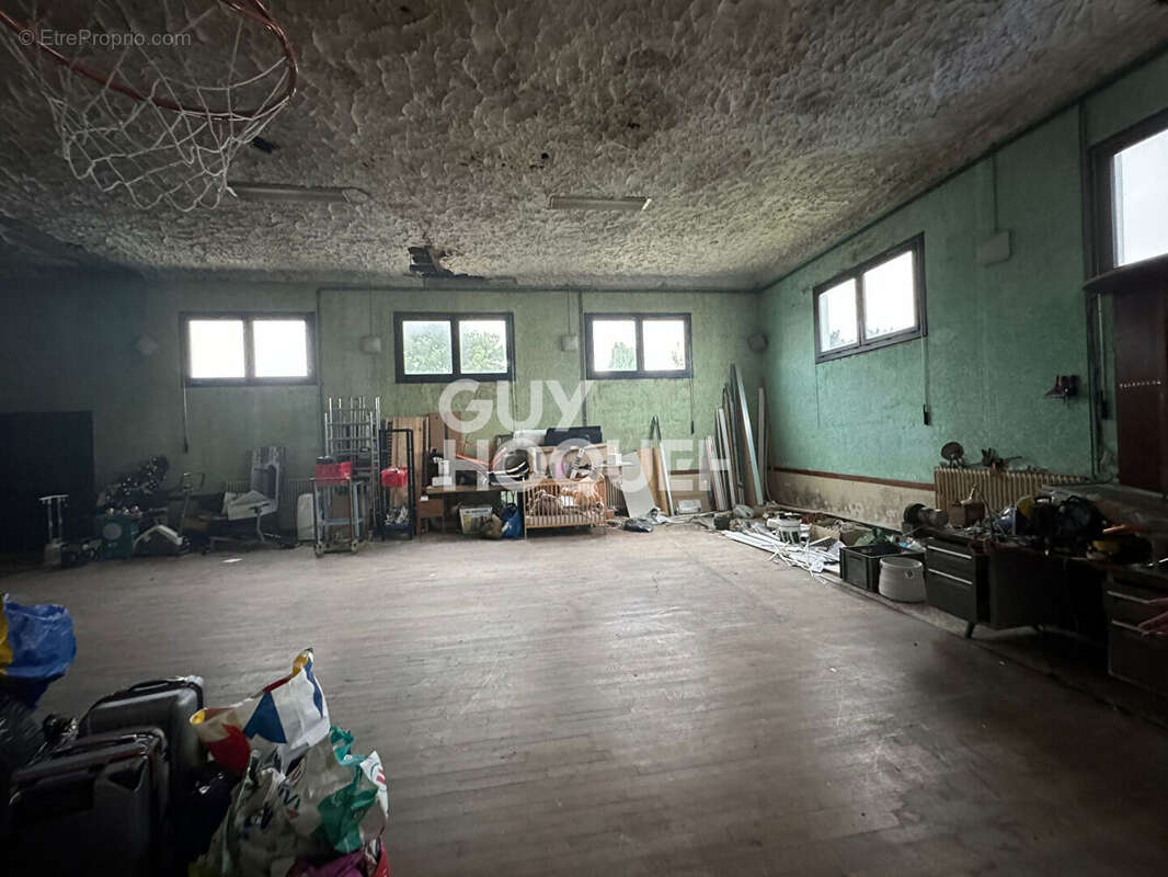 Maison à CHENAC-SAINT-SEURIN-D&#039;UZET